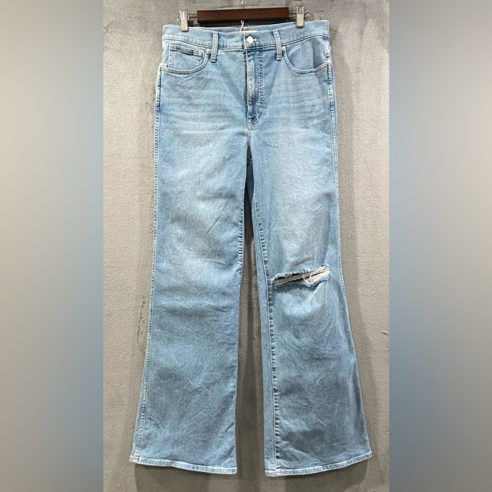 Madewell 11” High-Rise Flare Wide Leg Jeans in Caine Denim Wash Size 30 NWOT